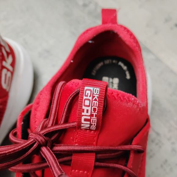 Skechers Go Run Air Cooled Red Sneakers Mesh Fabric Upper Size 4 US White Soles - Picture 2 of 6